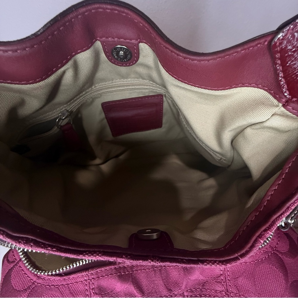 Vintage Coach Lynn SoHo Signature Canvas Cherry Red Shoulder Hobo Bag F17094 - Picture 8 of 12